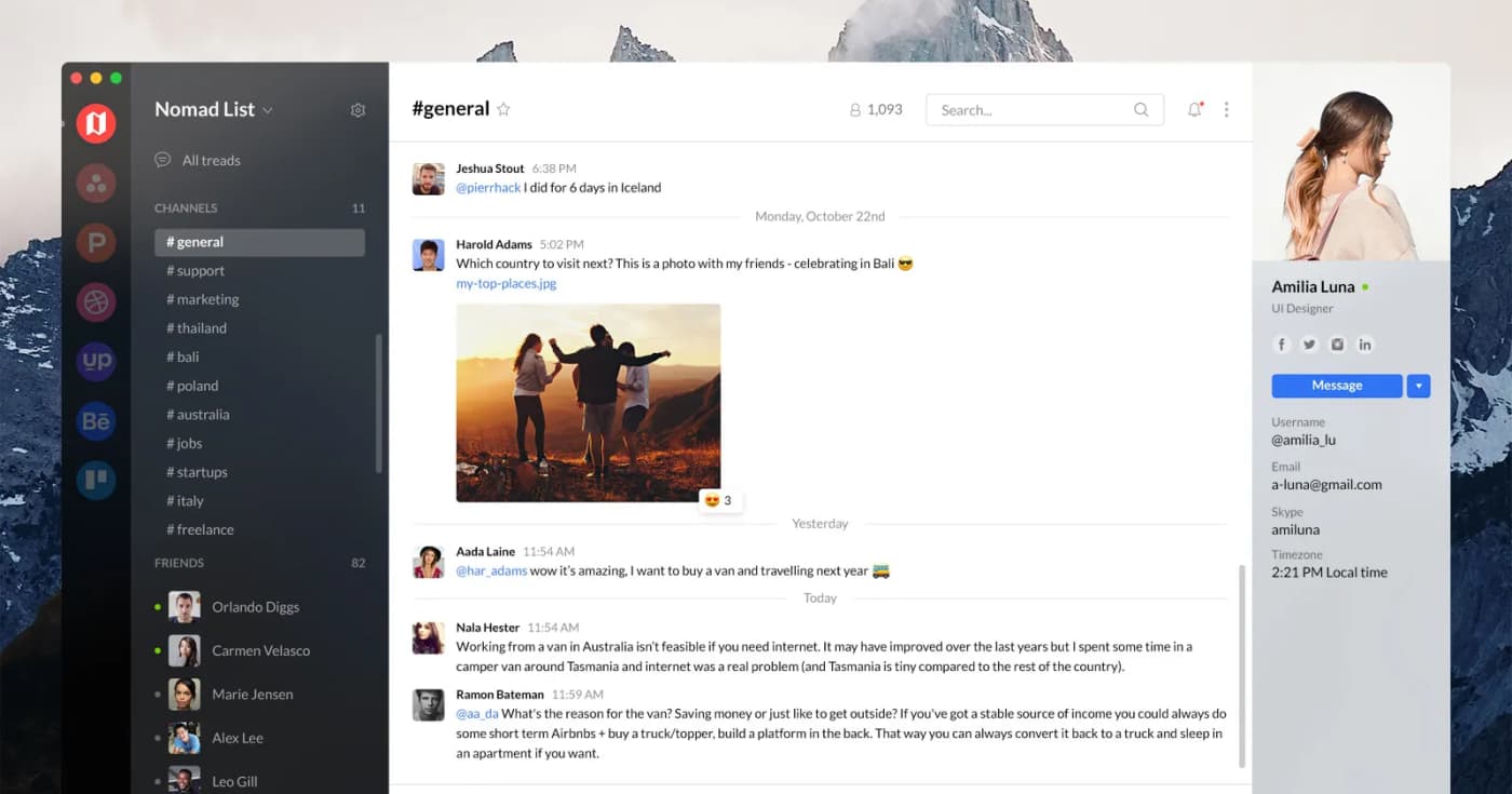 Chat Desktop App XD Freebie